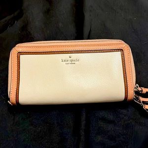 Kate spade pink and white color-block wristlet